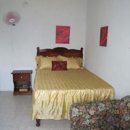 Barefoot Guest House Belfast Екстериор снимка