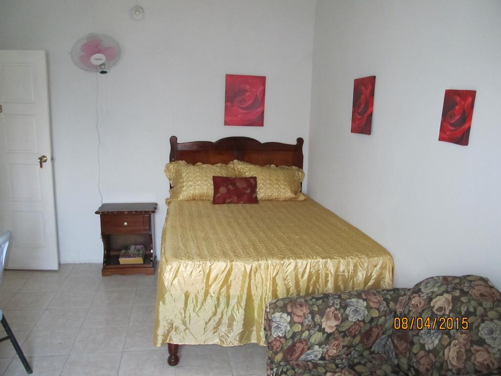 Barefoot Guest House Belfast Екстериор снимка