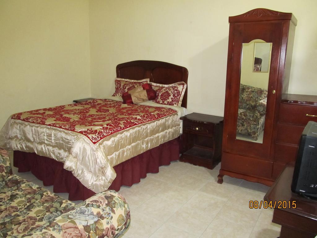 Barefoot Guest House Belfast Екстериор снимка