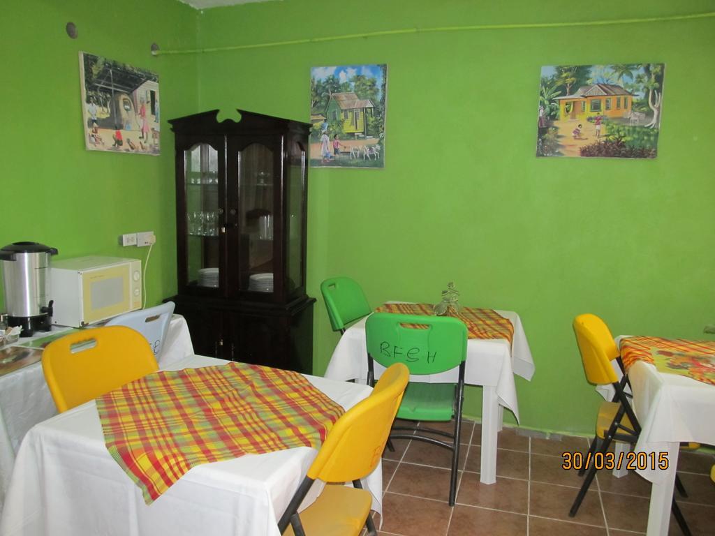 Barefoot Guest House Belfast Екстериор снимка