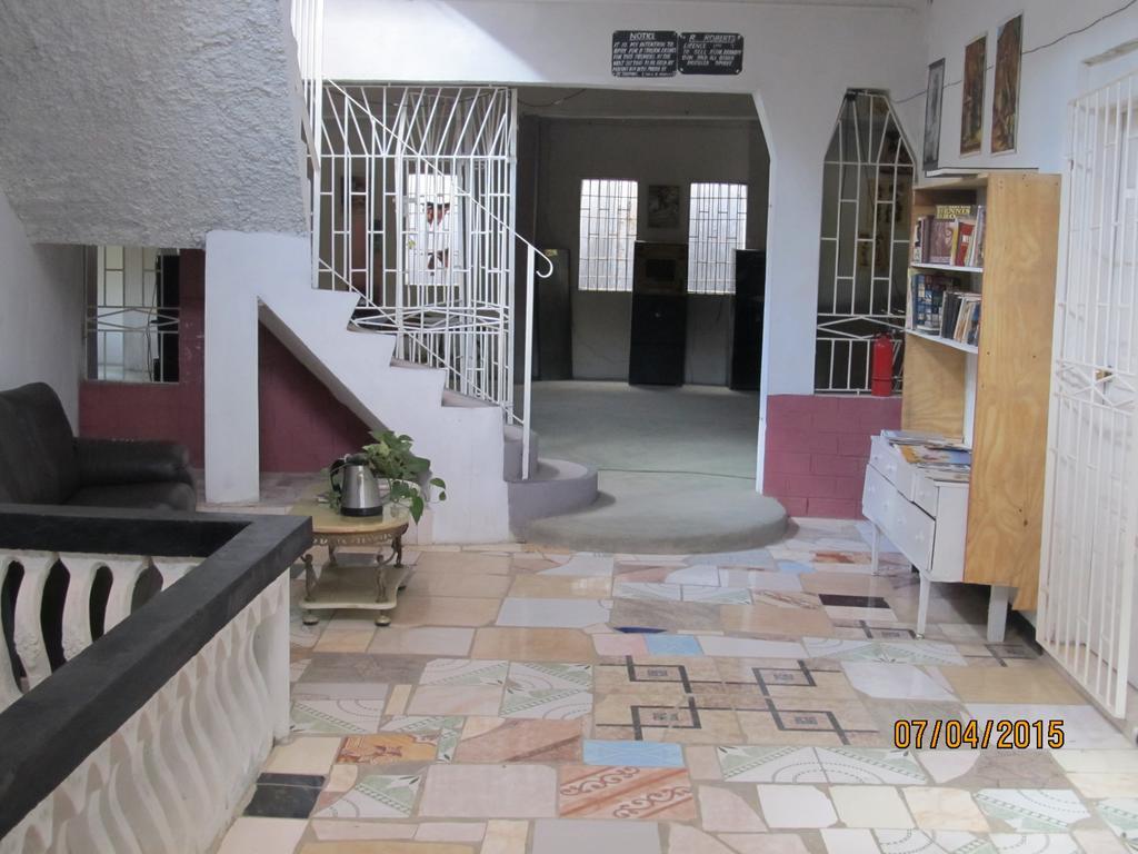 Barefoot Guest House Belfast Екстериор снимка